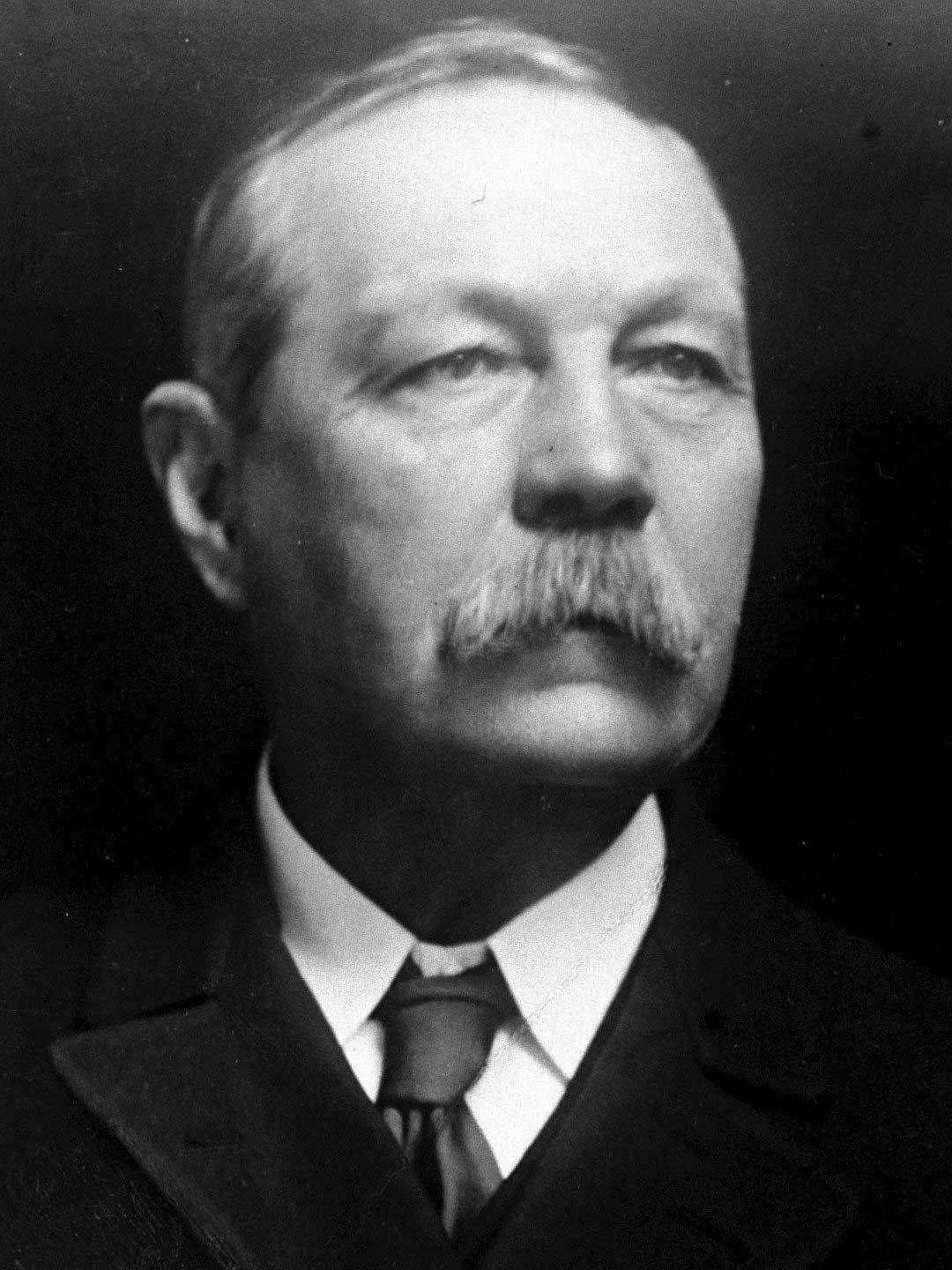 Sherlock Holmes author Sir Arthur Conan Doyle