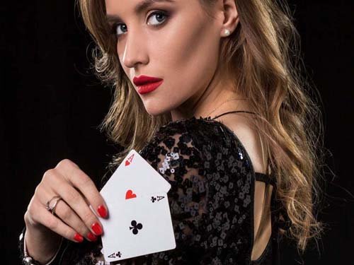 Taking a Blind Chance: The Ultimate 2-7 Lowball Poker Guide