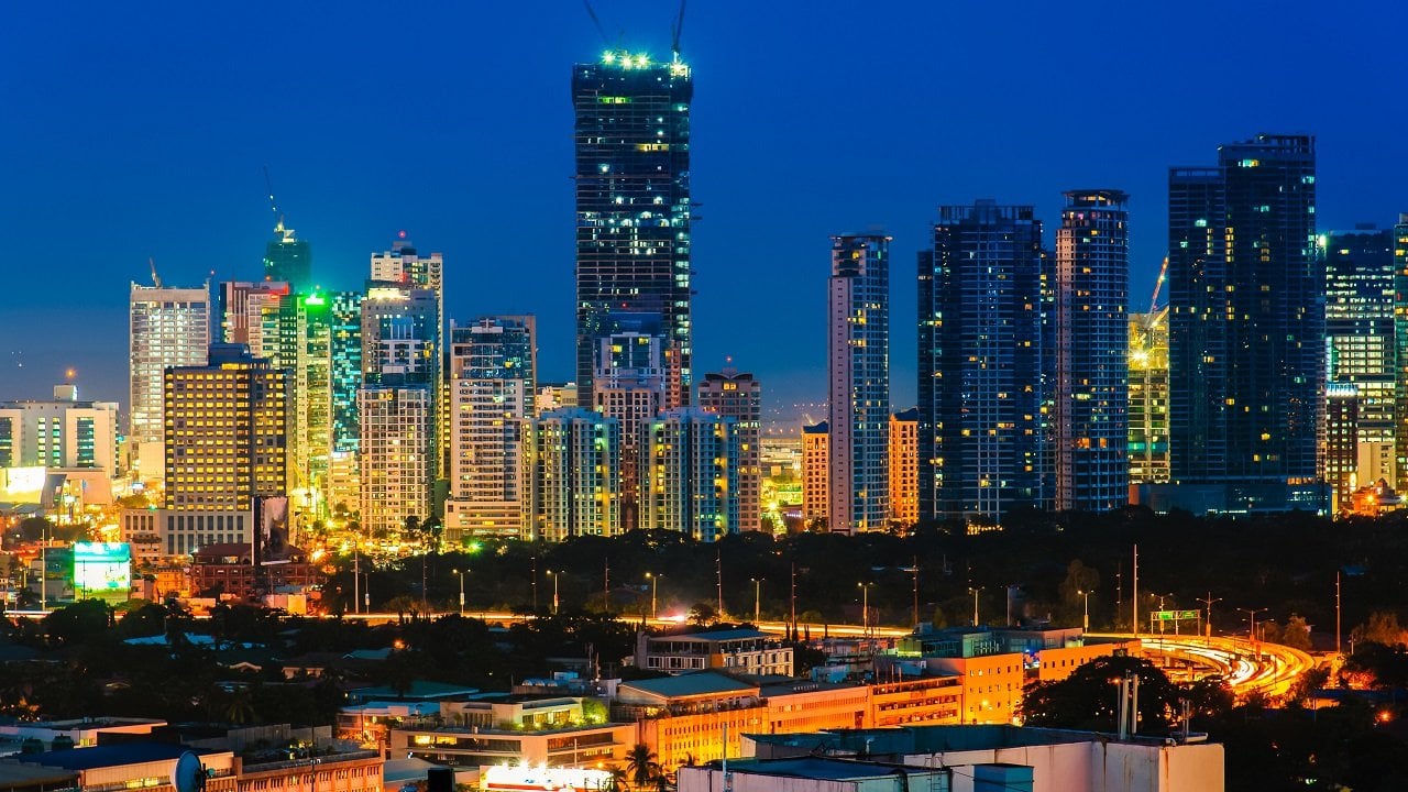 PAGCOR Allows Manila Casinos to Start Taking Online Bets