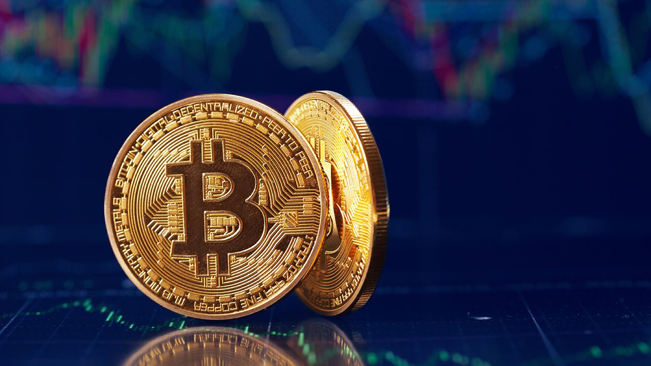 Banking Exec Believes Bitcoin Will Trade at $318,000 by 2021