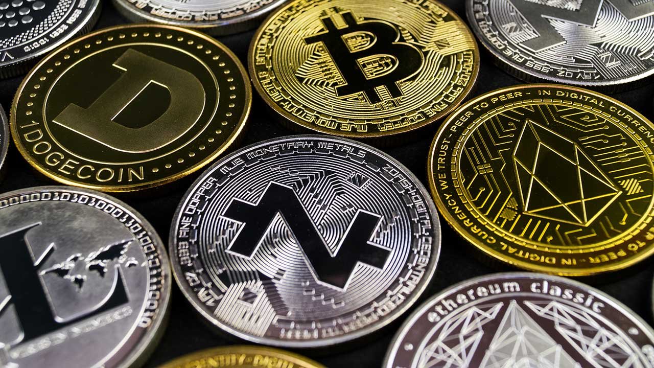 Save Your Bitcoin: Top 3 Altcoins for Online Gambling
