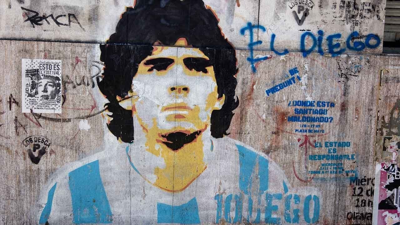 Football Fans Bid Farewell to the Best Player of All Time