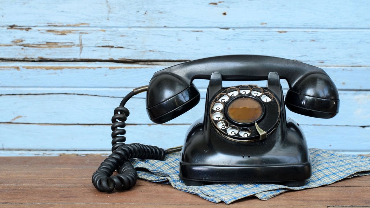 Bet365 Hangs Up on UK Tele-Bettors for Good