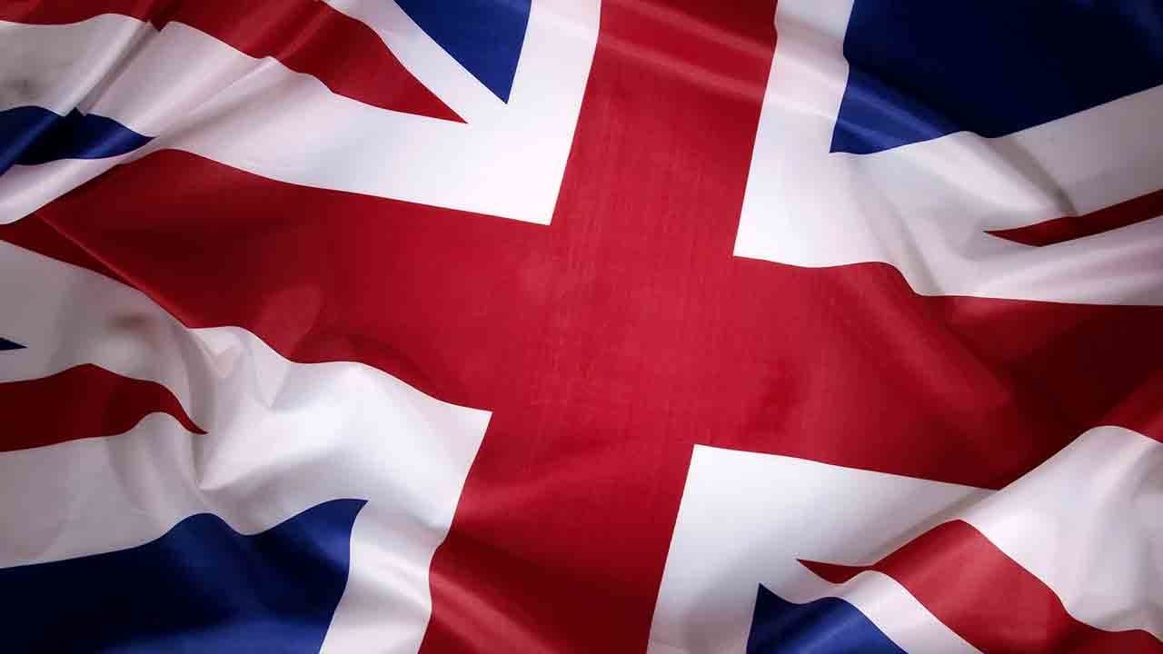 UK Government Cuts Maximum FOBTs Stake to £2