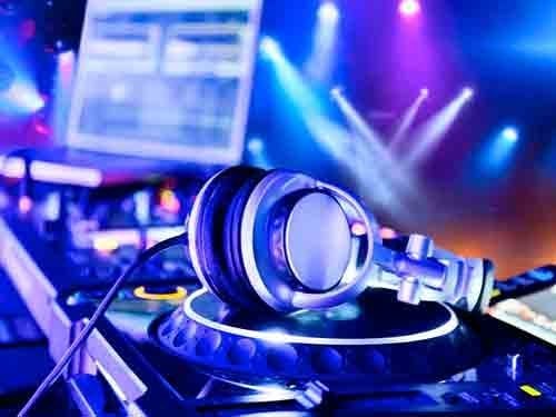 DJ