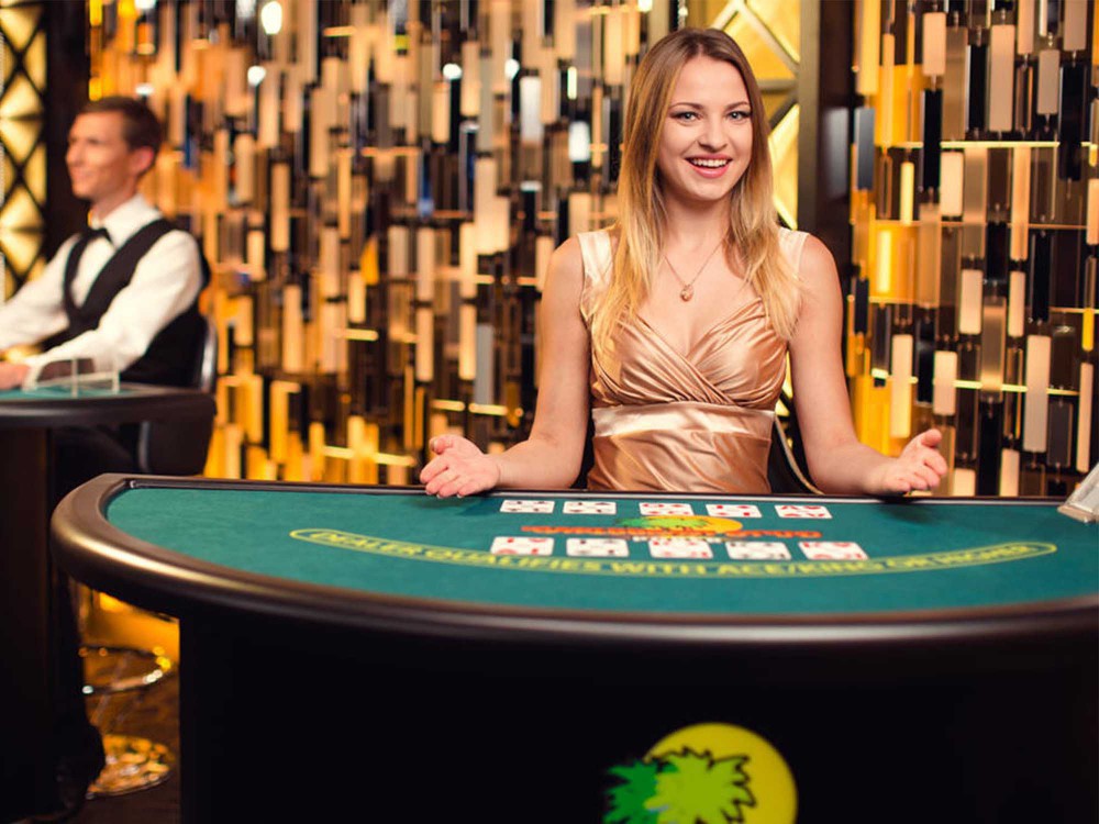 Play Caribbean Stud Poker Free