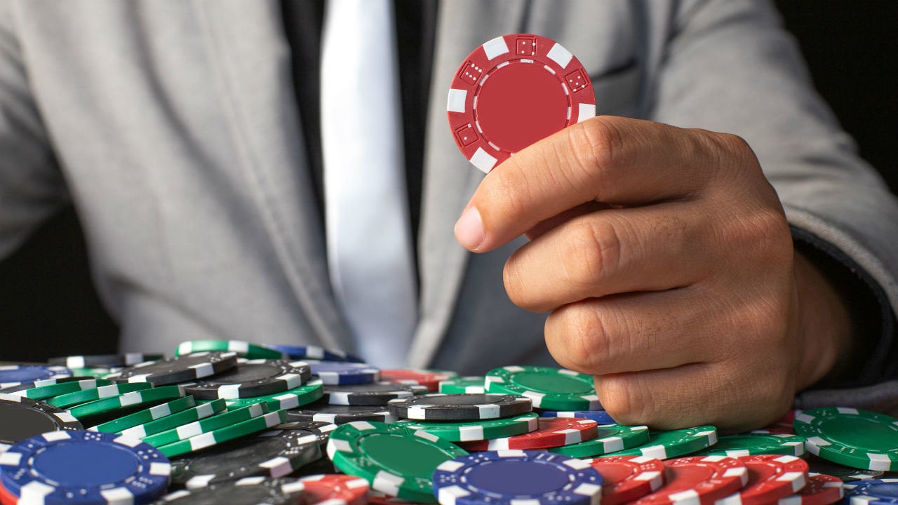 Technology That Makes Live Dealer Casinos Tick - Technology - GamblersPick
