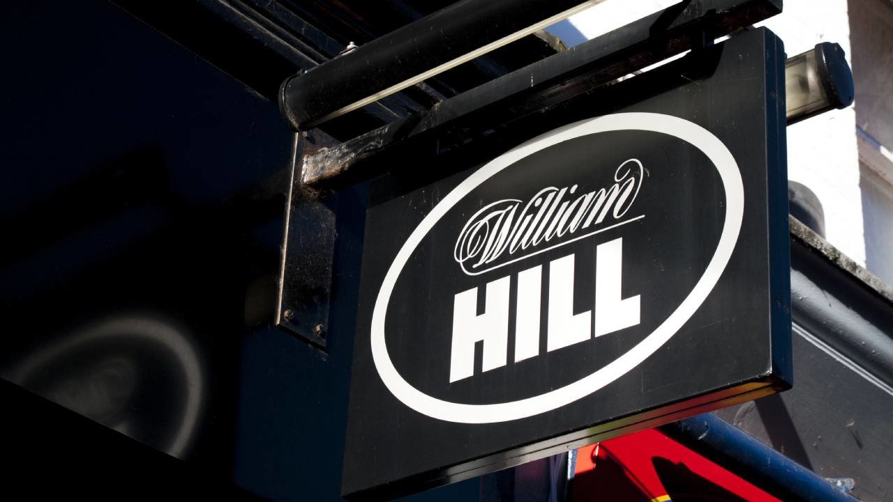 William Hill CEO Starts a Foundation and Donates His Salary for the Sake of Furloughed Employees
