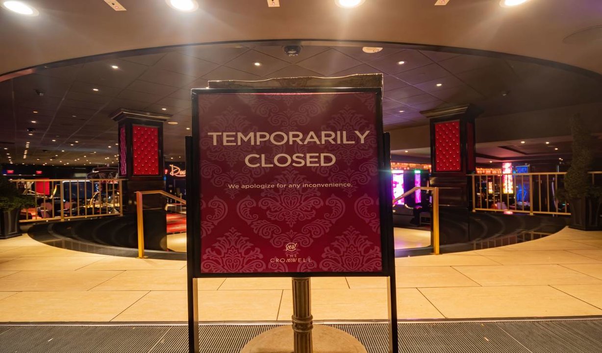How Long Can Sin City Casino Companies Last in the Face of the Compulsory Shutdown?