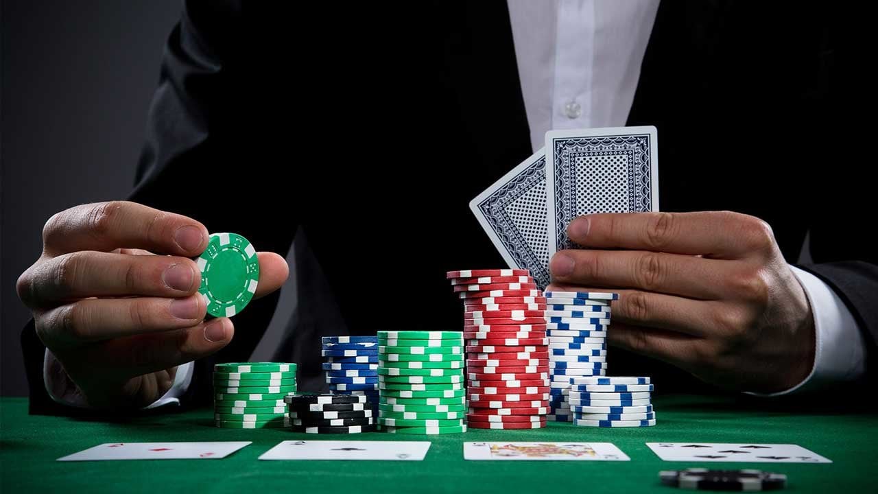 The Top 10 Richest Poker Players