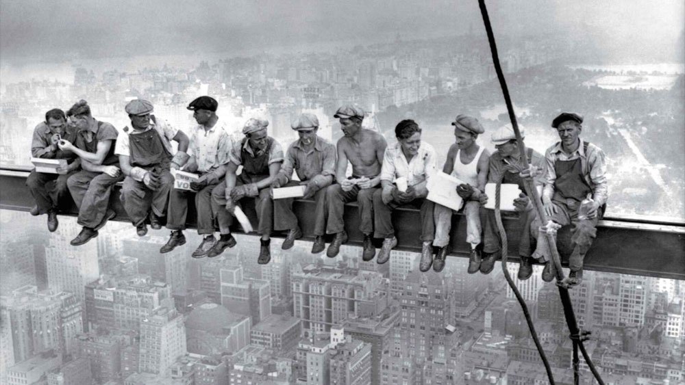 1932 - Lunch Atop a Skyscraper
